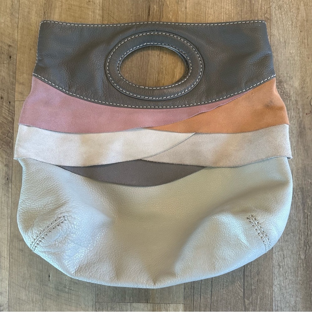 FOSSIL Fifty-Four Sockeye Ruffle Tote - Picture 3 of 9